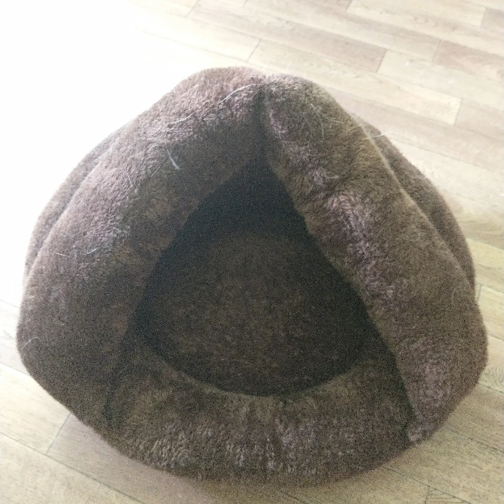 Cat bed